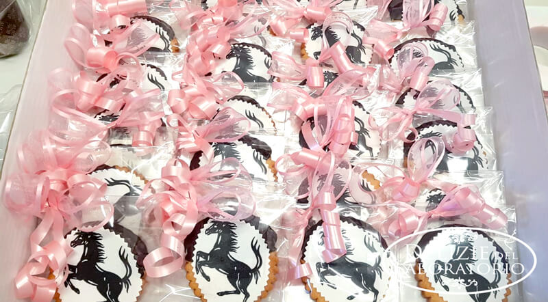 Cake Design Milano - Vassoio di Biscotti a tema equitazione