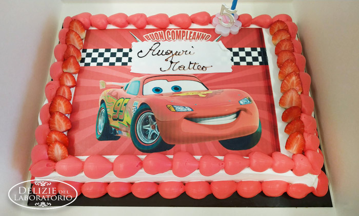 Idee di torte artigianali di compleanno per bambini a Milano - Torta cars Idee di torte artigianali di compleanno per bambini a Milano - Torta cars